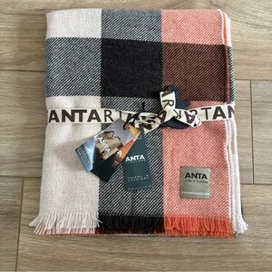 ANTA MADE SCOTLAND MARINO PLAID 100% WOOL THROW BLANKET ORANGE CREAM